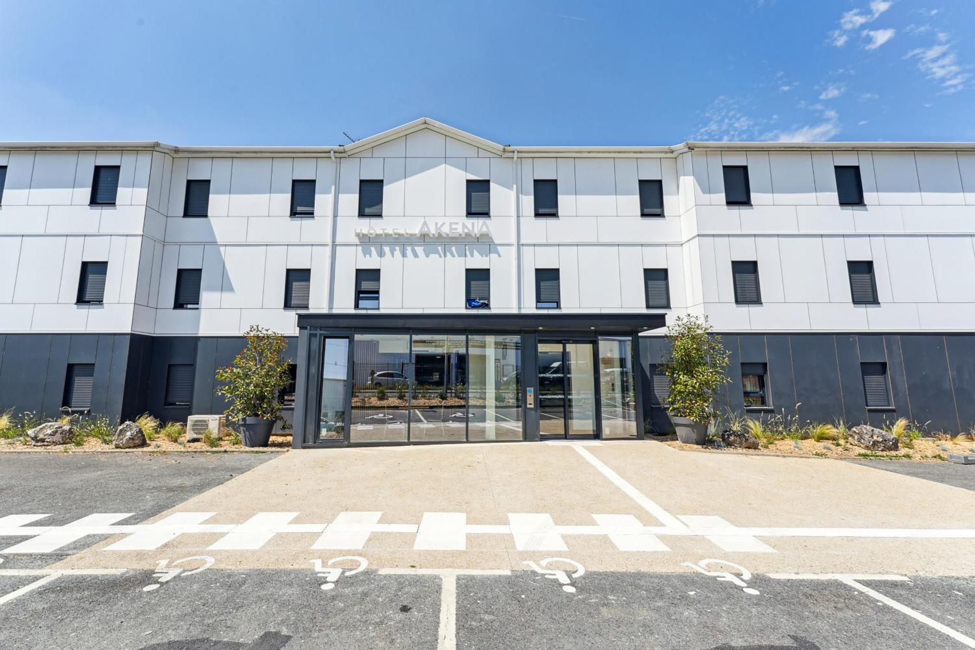 Hotel Akena